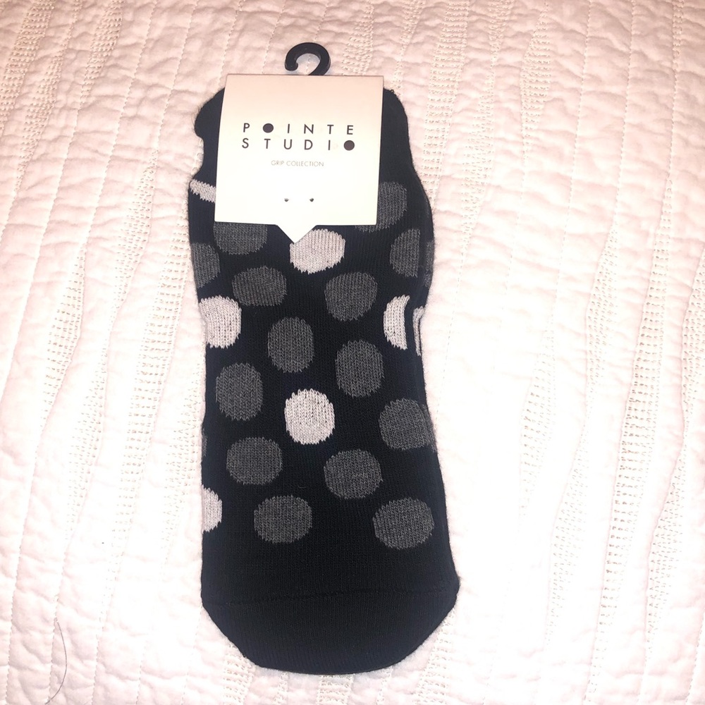 NWT Grip socks